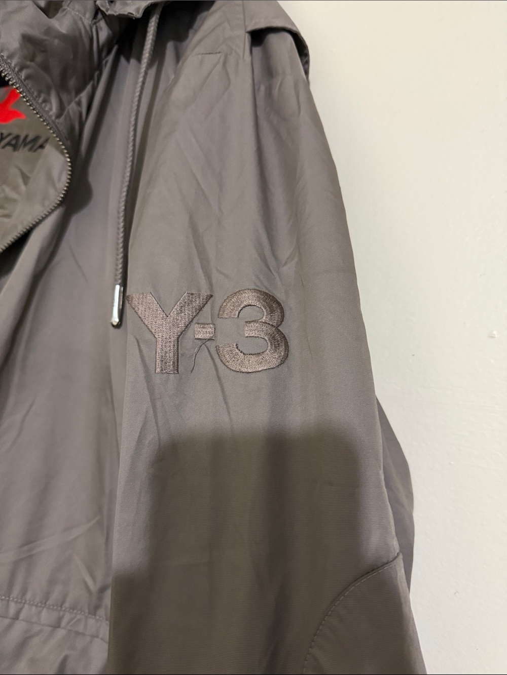 Y-3 Yohji Yamamoto grey hooded bomber jacket - Picture 7 of 8